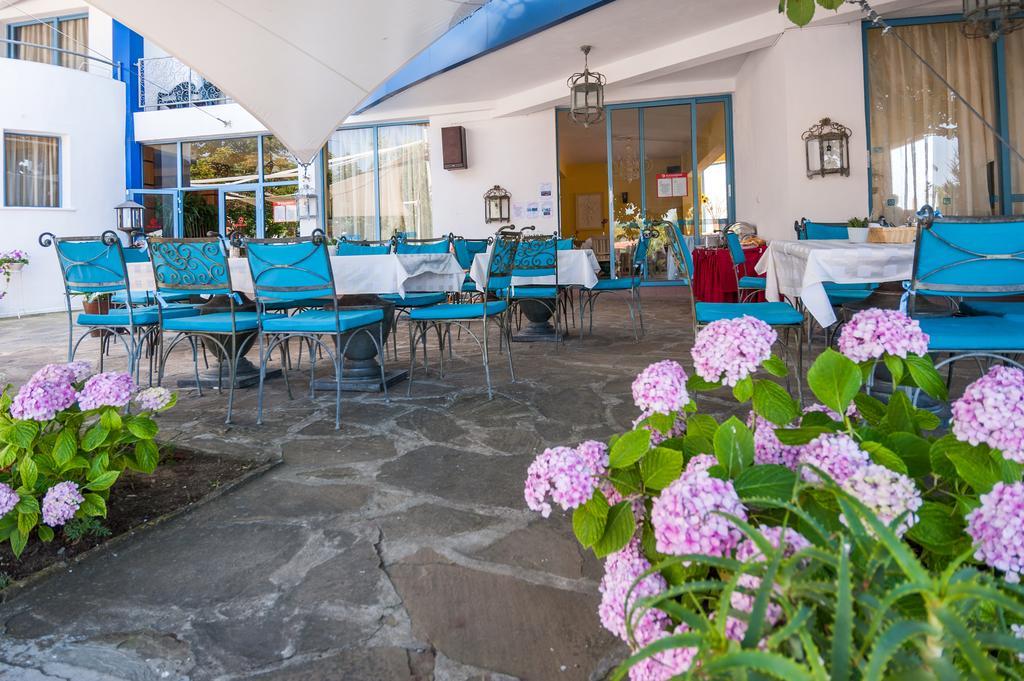 Merlin Club Hotel Lozenets Extérieur photo
